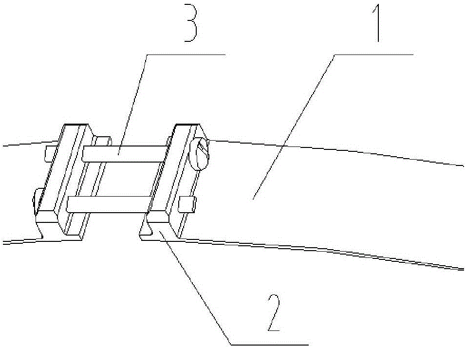 Fastening device for outer portion of rocket engine