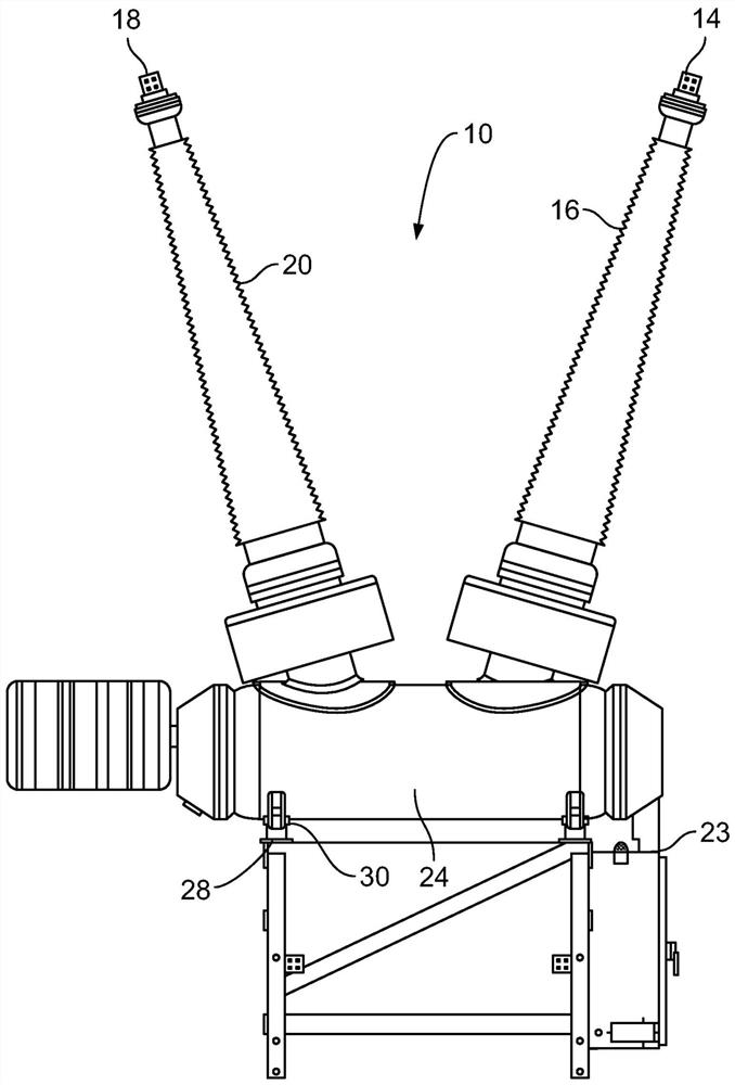 Circuit breaker having internal transient recovery voltage capacitor assembly