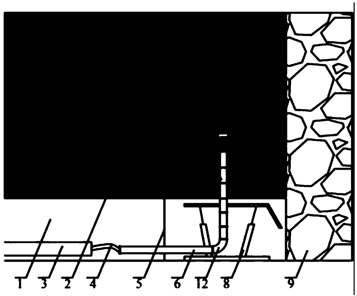 A gas drainage method for fully mechanized caving face in soft surrounding rock