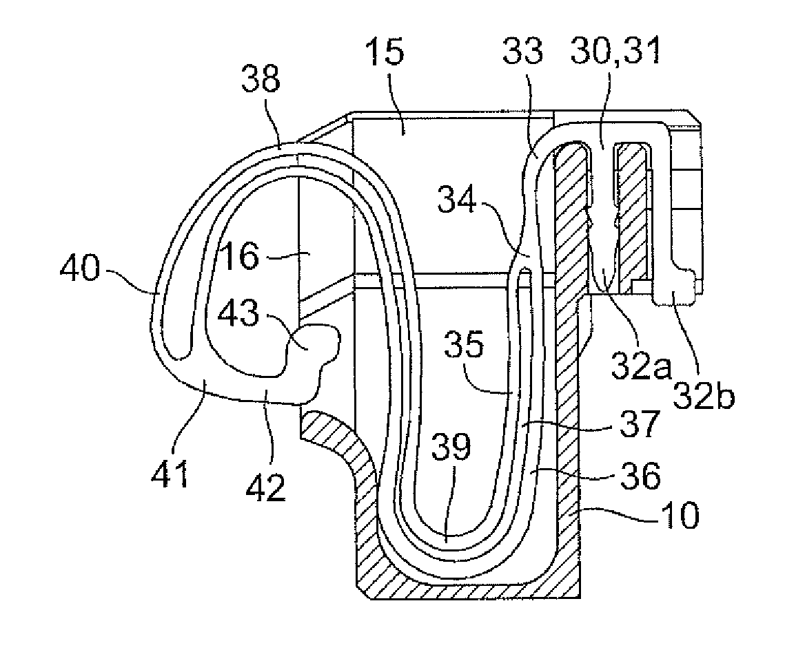 Resilient contact terminal and connector using same