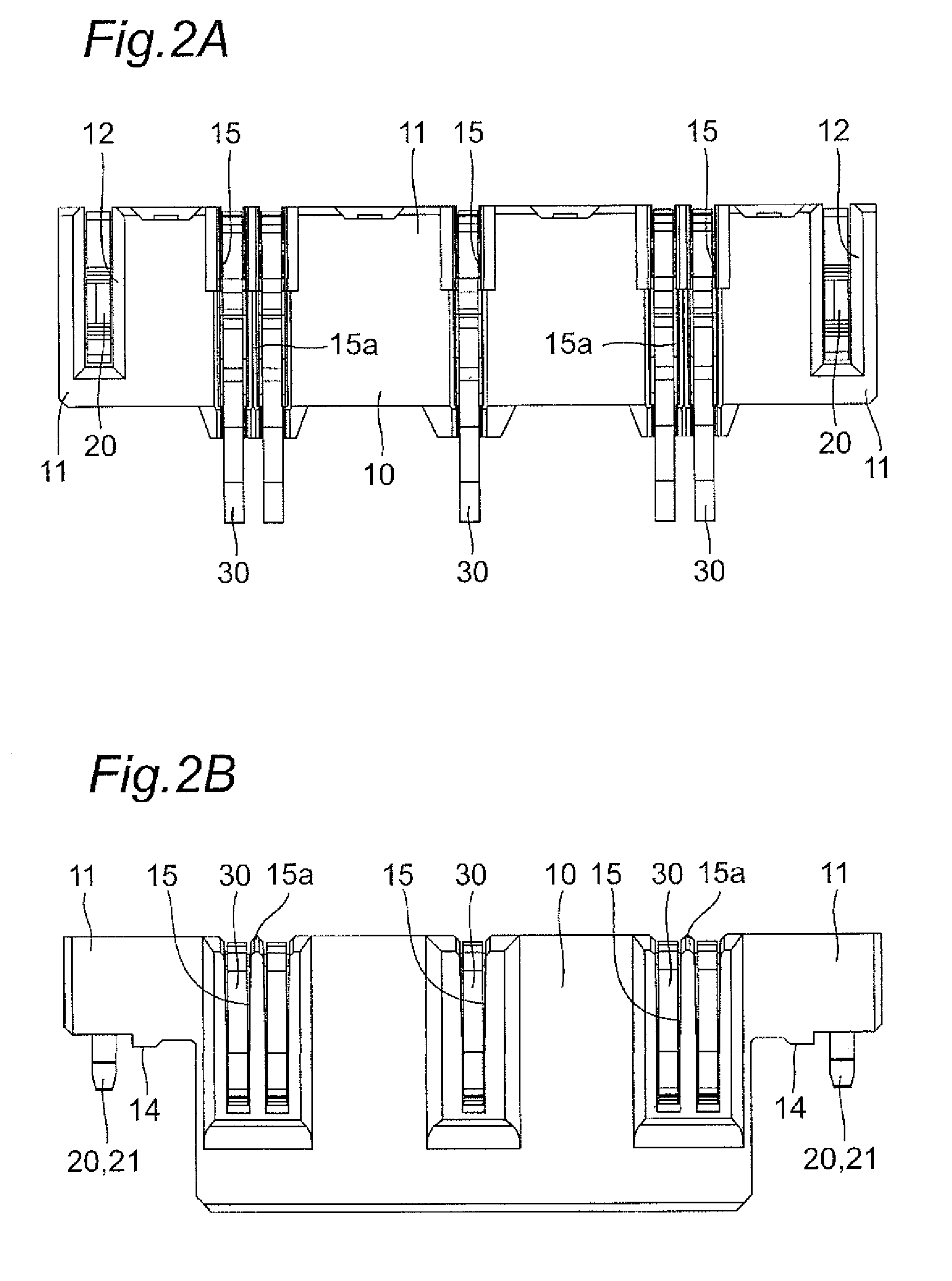 Resilient contact terminal and connector using same