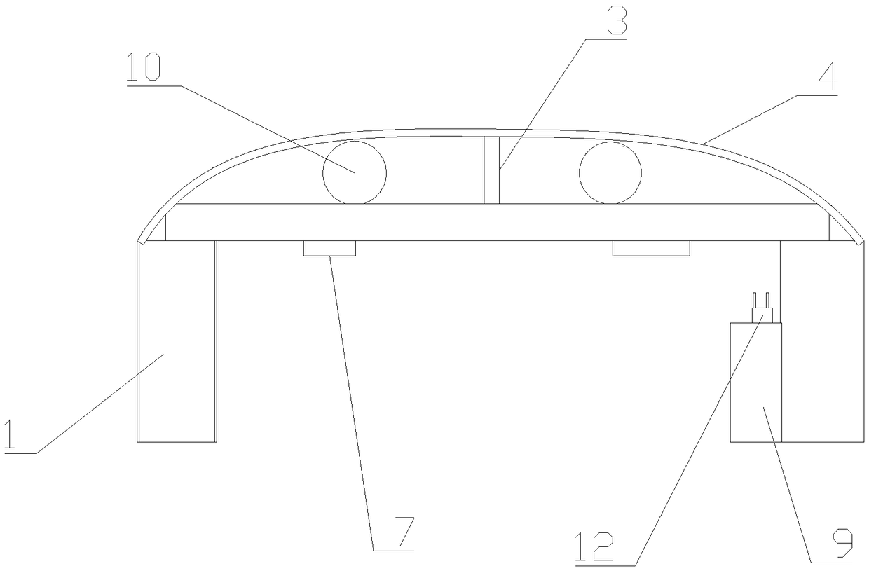 Plating device for improving utilization ratio