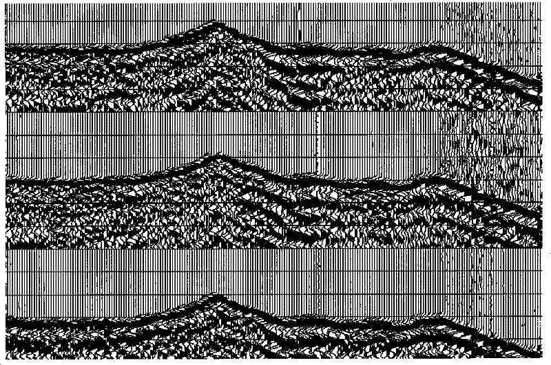 Automatic seismic data first-arrival wave pickup method with strong background noise resistance