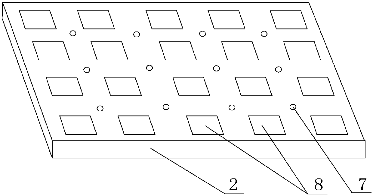 Device for reducing pressure of photovoltaic module in rain and snow weather