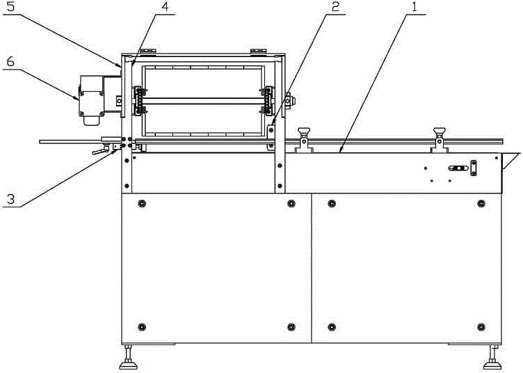 Material poking mechanism used for packing machine
