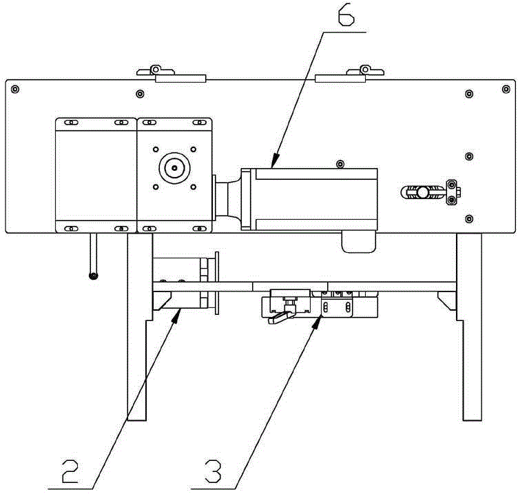 Material poking mechanism used for packing machine