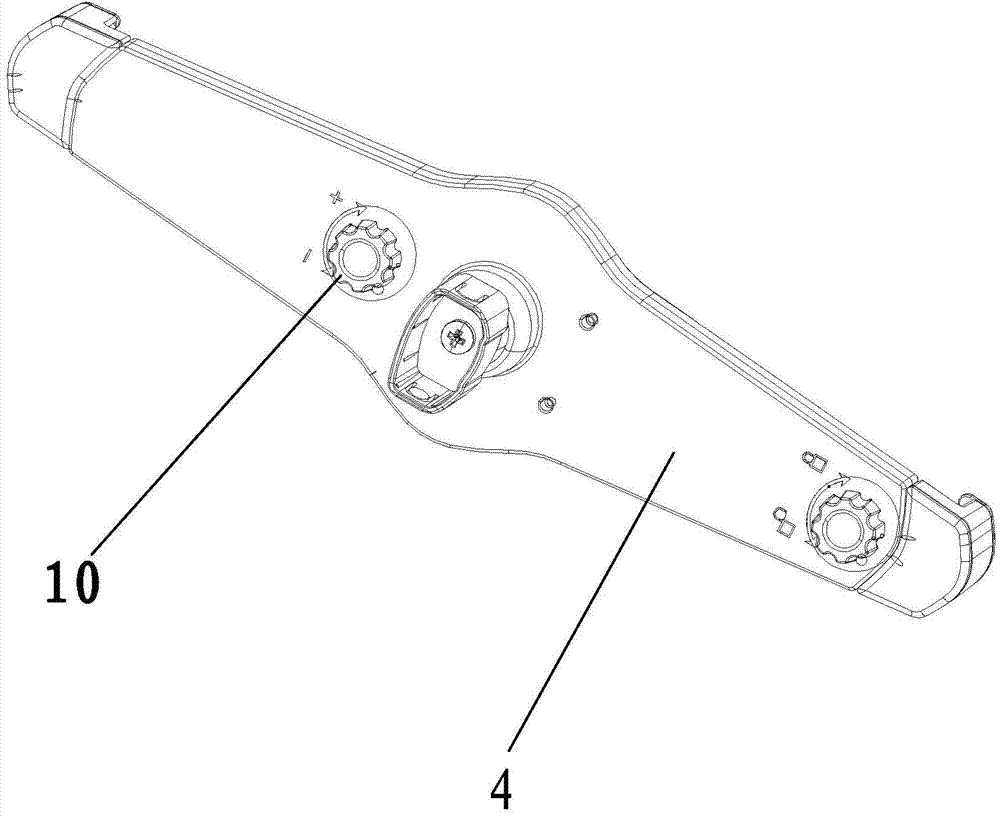 Adjusting mechanism for inclined angle of tablet personal computer