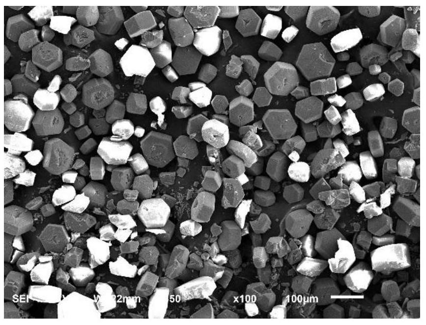Method for preparing high-strength α-titanium gypsum from industrial waste titanium dioxide waste residue