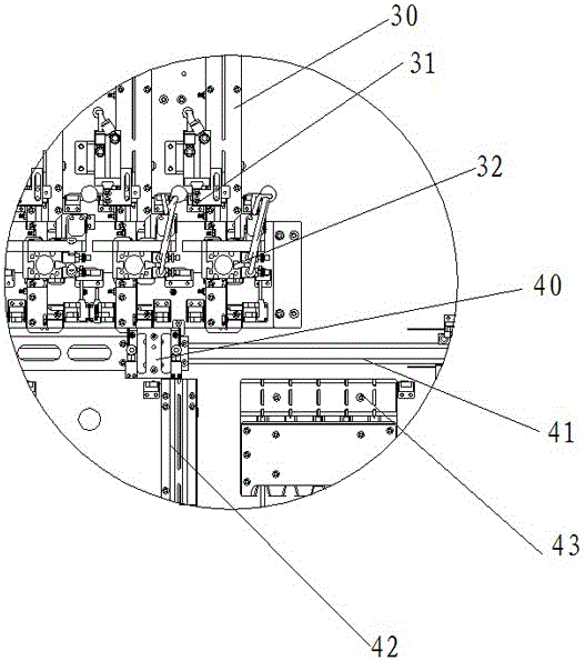 Multi-track and multi-measurement-position parallel testing and sorting device for integrated circuit chips