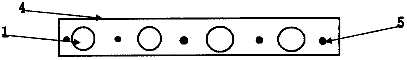 Tubular heat exchanger structure provided with vibrating heat-conducting pieces