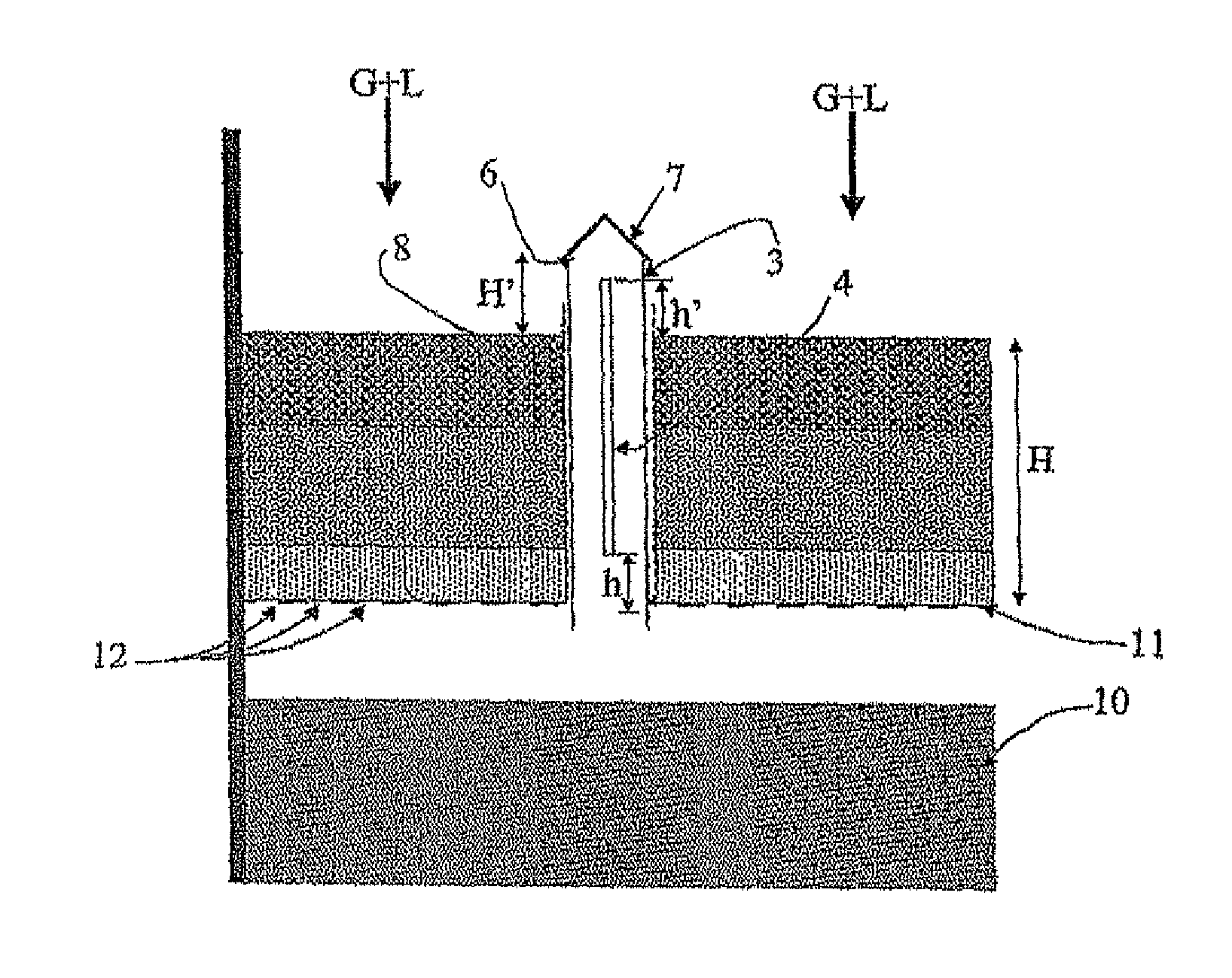 Filtration tray for fixed bed reactor with a co-current down-flow of gas and liquid
