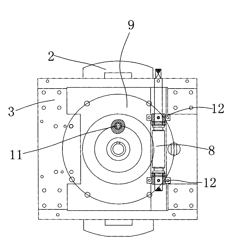 Pushing device for inside and outside direction and rotary direction of tool in gear processor