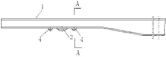 Four-supporting-point side bearing balancer for paving and erecting machine vehicle