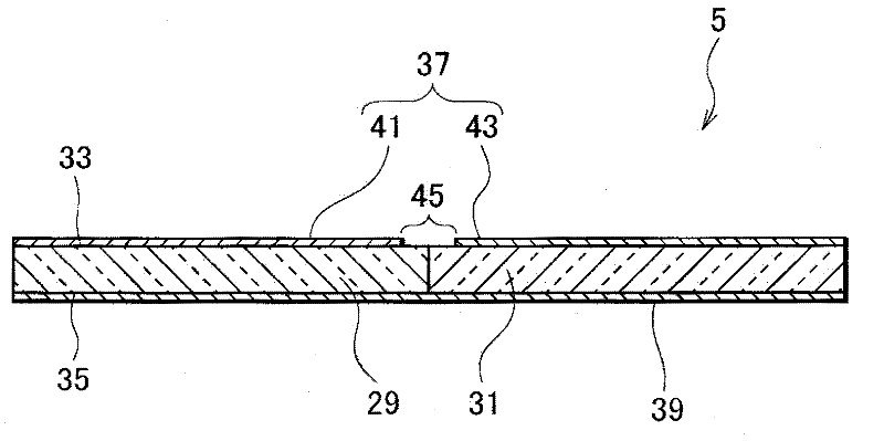 Method of and apparatus for detecting cracks in piezoelectric element