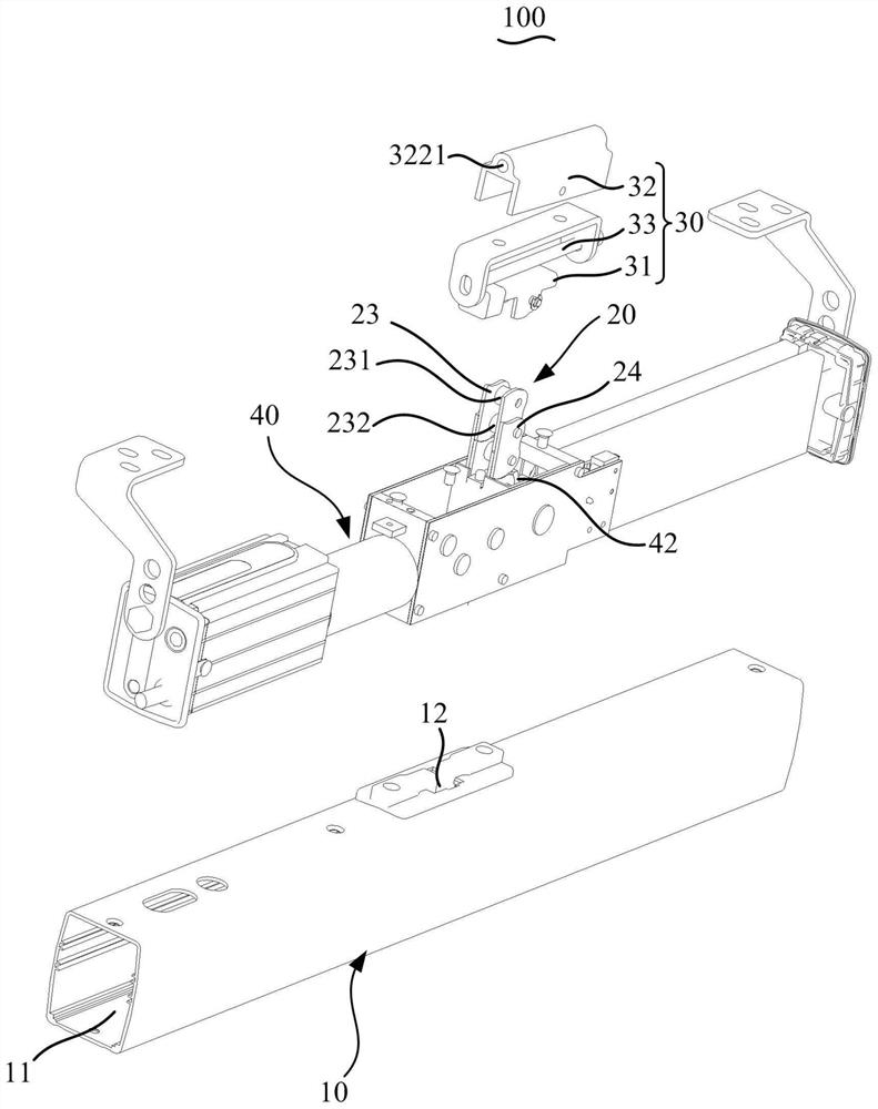 Curtain pushing system capable of preventing chain bending and control method thereof