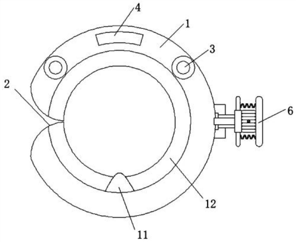 Head supporting device for baby hairdressing and using method