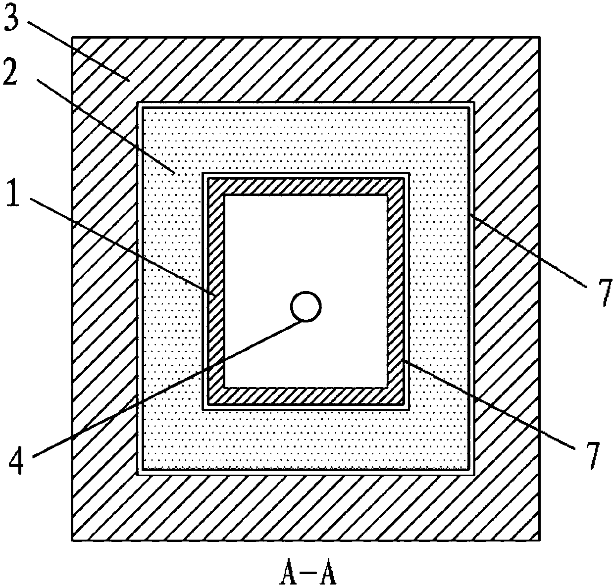 Multi-maze type fuel transfer channel shielding structure