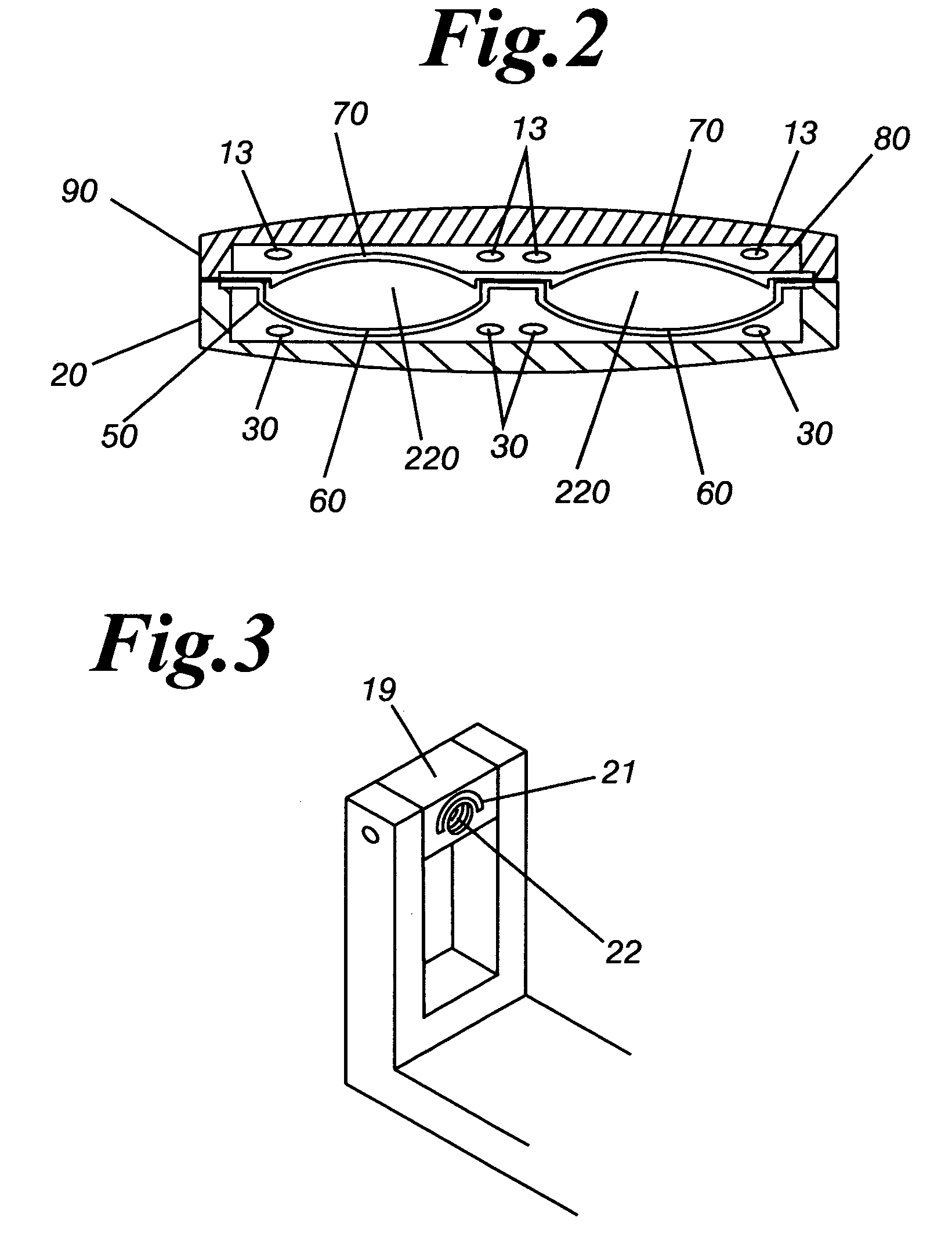 Method and apparatus to cook and form an omelet in one step