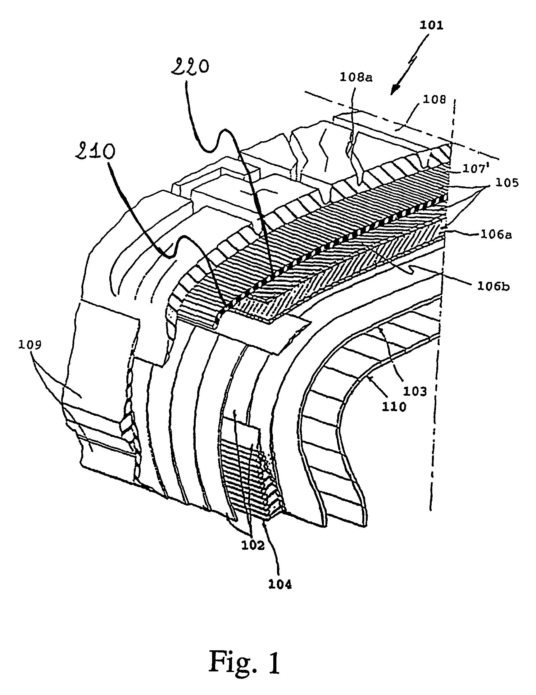 Tyre with specified belt structure