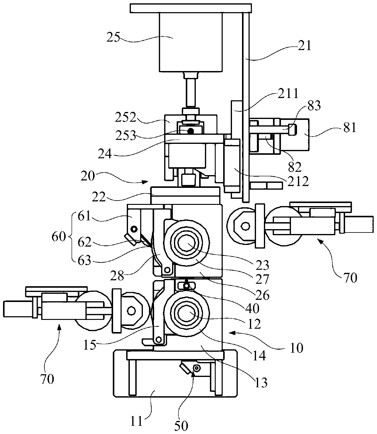 Film material compounding device