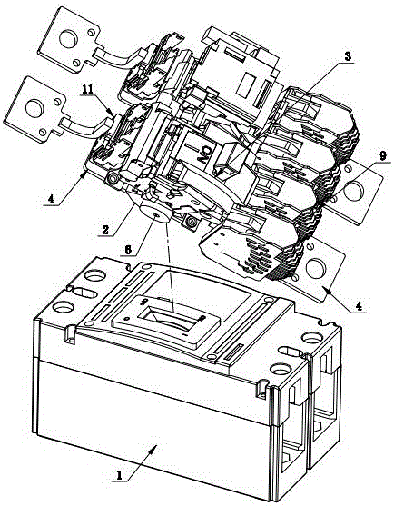 Double-break circuit breaker