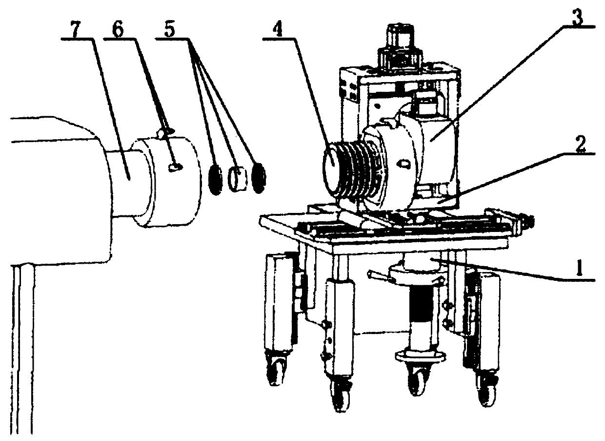 A hydraulic semi-automatic screen changing device for an extruder