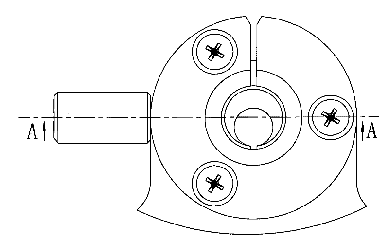 Nozzle device of linear cutting machine