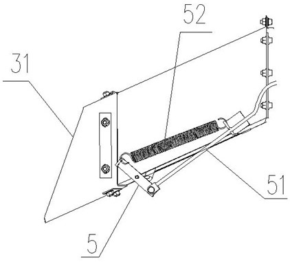 A kind of grain lifting device and corn harvester