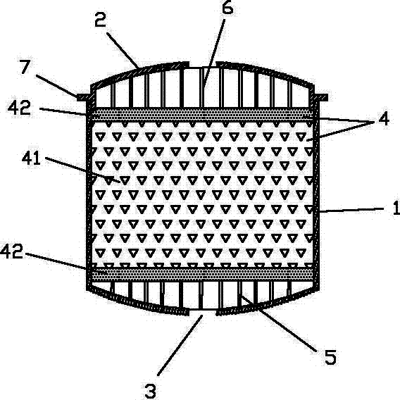 Filtering device on filtering breather