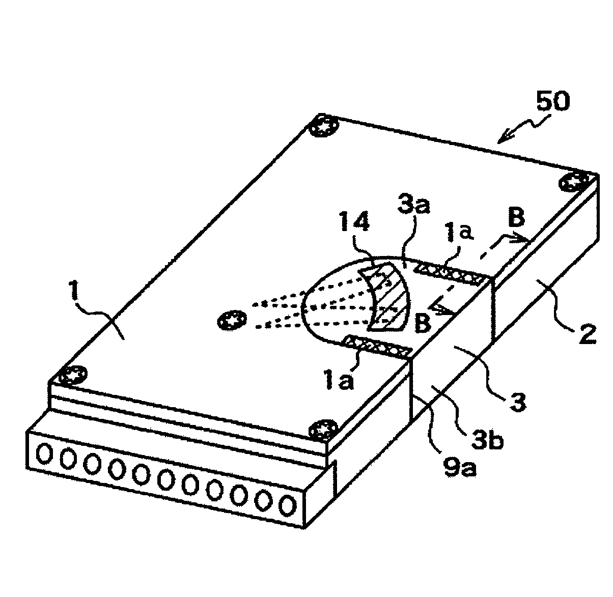 Shielding function for magnetic head in magnetic disk device
