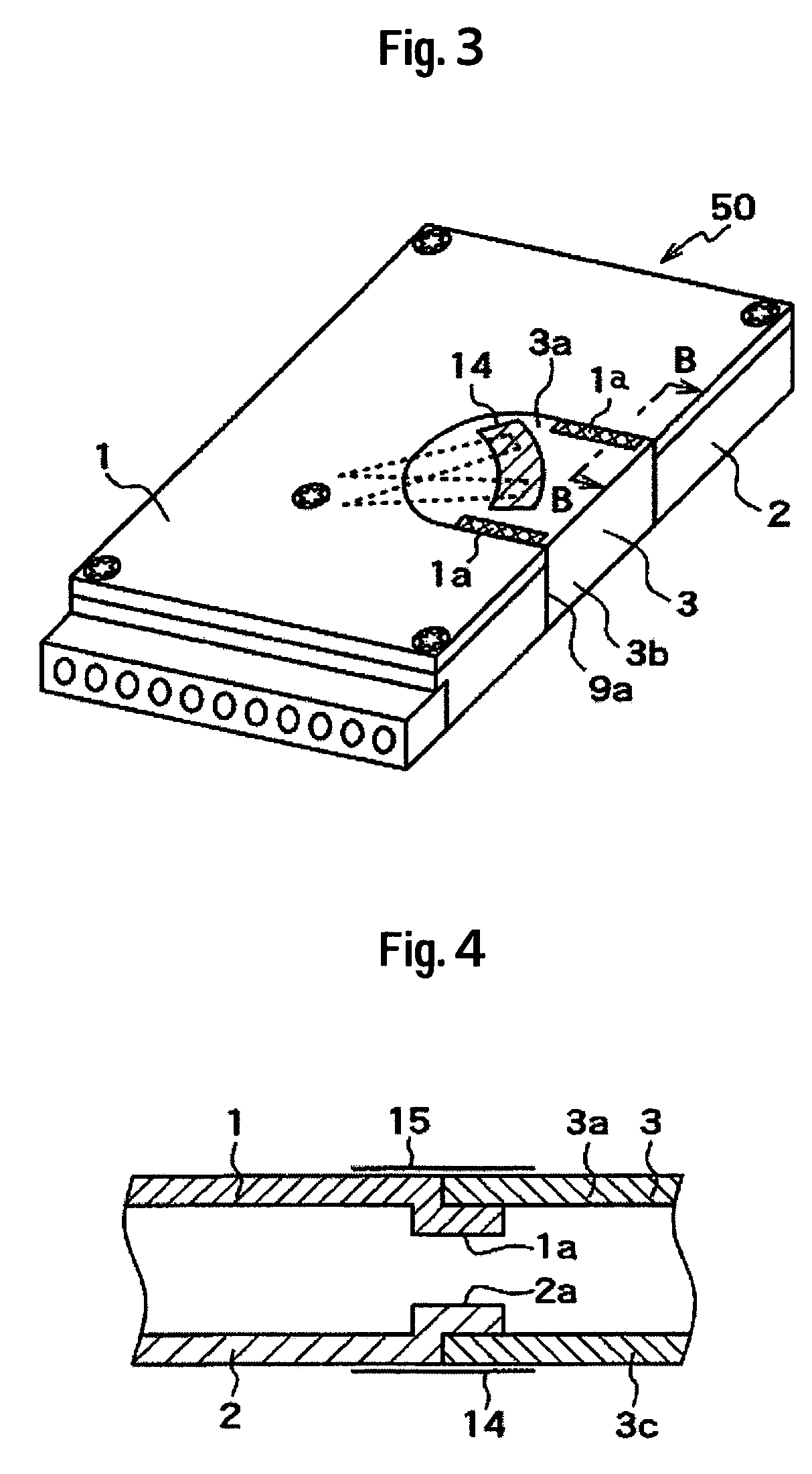 Shielding function for magnetic head in magnetic disk device