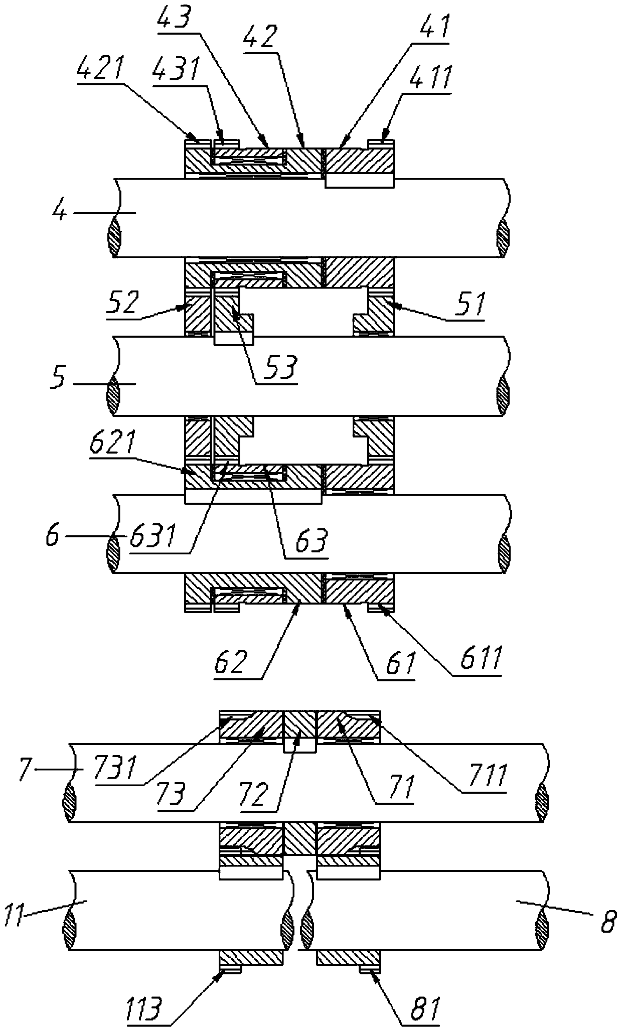Four-channel hollow ingot fancy yarn forming device and method