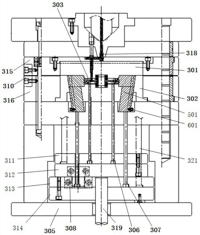 Injection molding method of plastic worm wheel and injection mold assembly