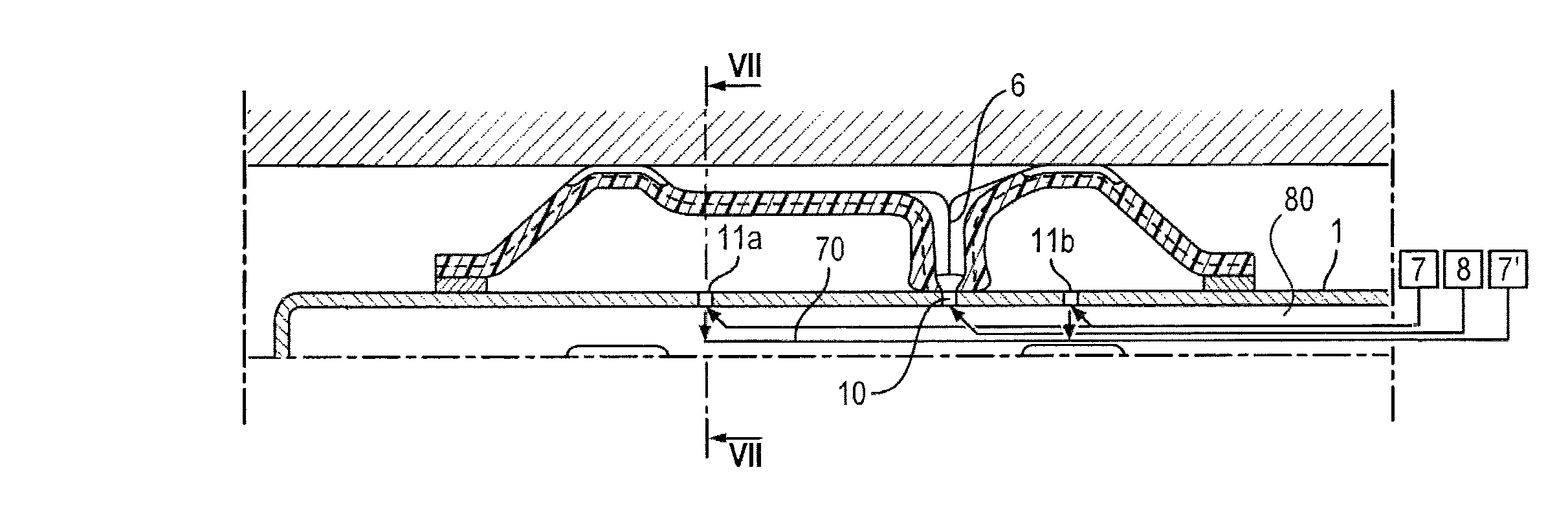 Method and device for cementing a well or a pipe