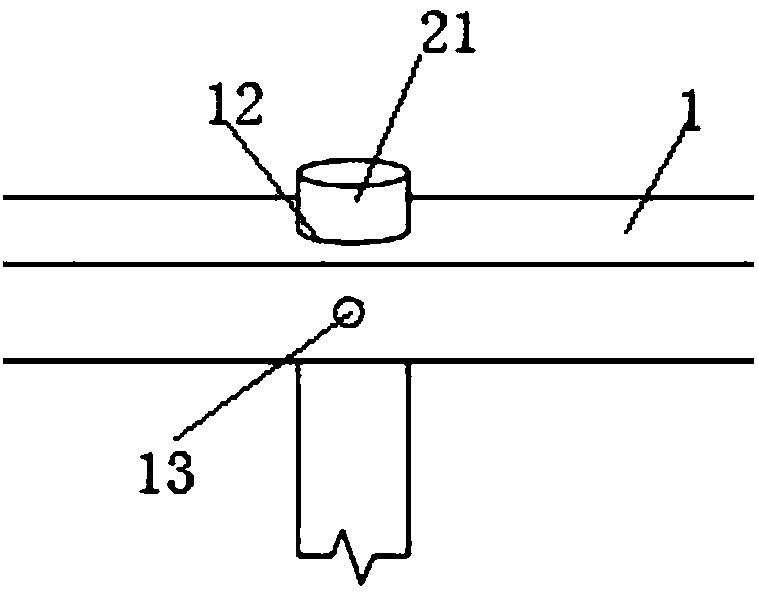 Labor-saving shallow-layer soil sampling device