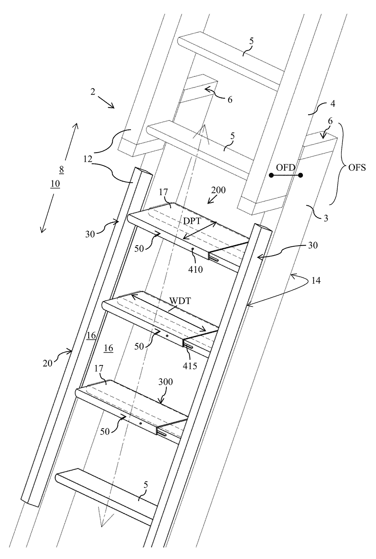 Step adaptor for transitioning between sections of an extension ladder