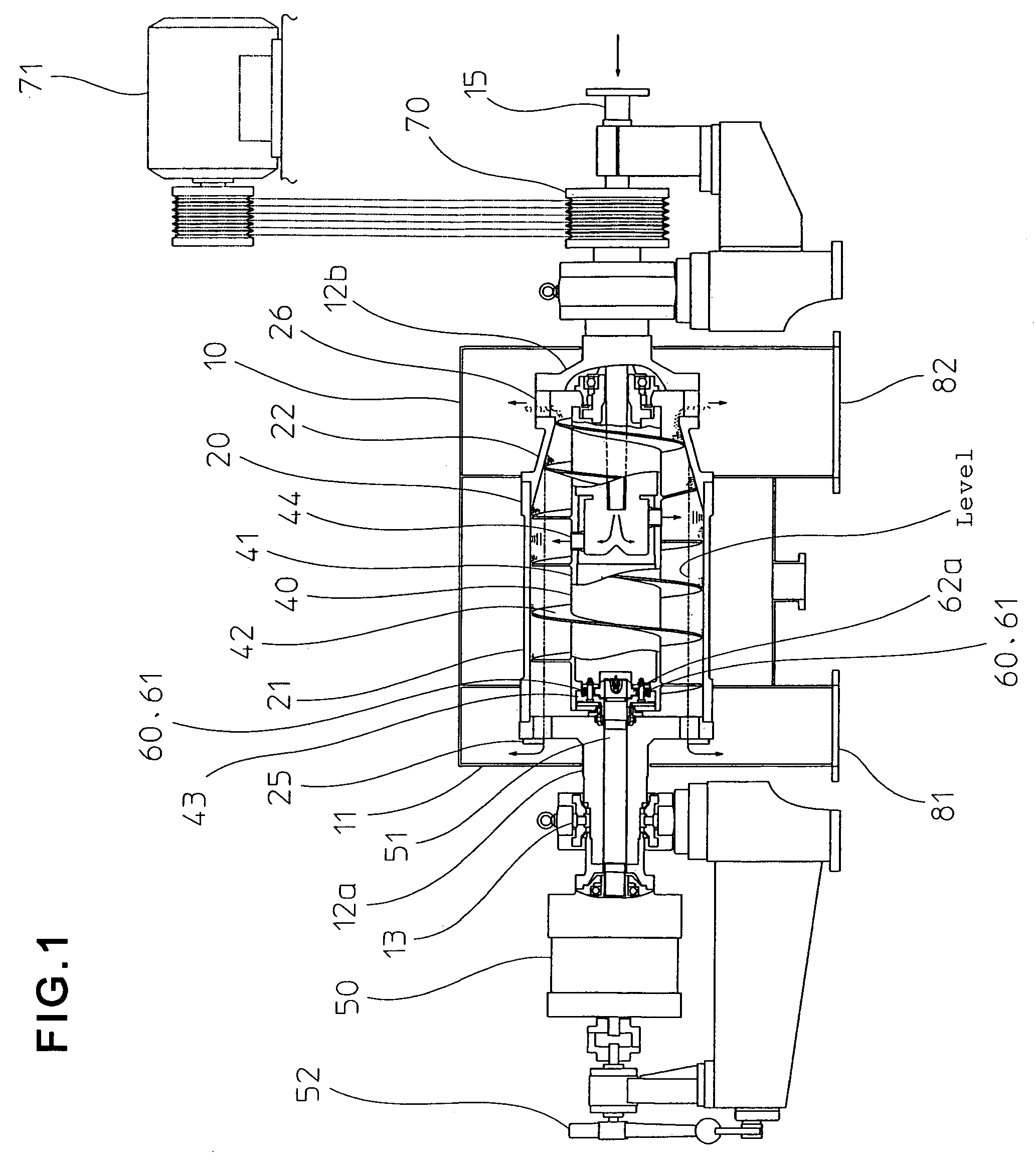 Decanter type centrifugal separator with torque transmission mechanism