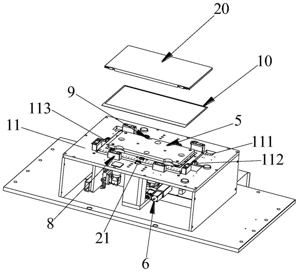 A soft frame attaching device