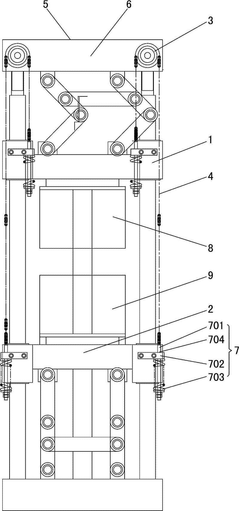 Device for automatically balancing moving die table