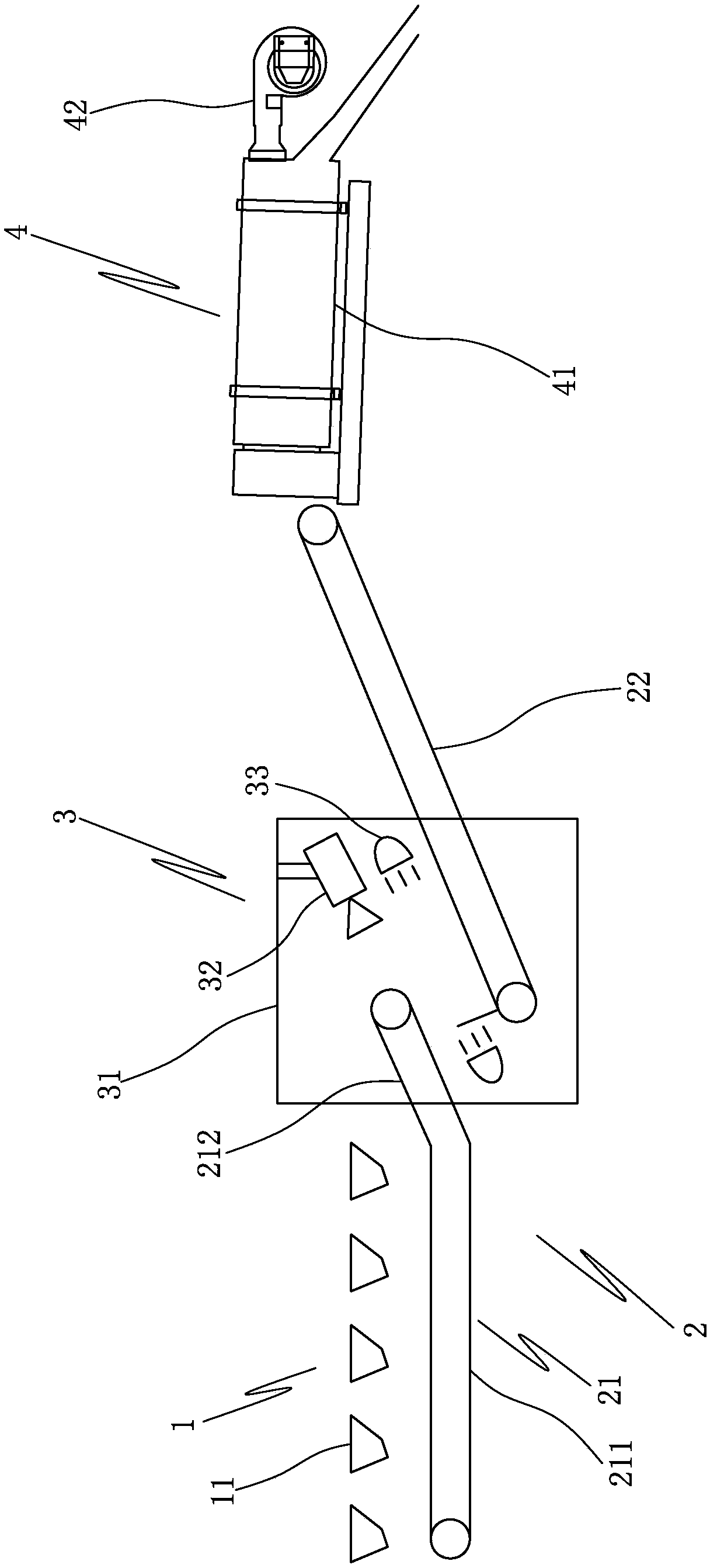 Asphalt stirring tower and method which are capable of preventing hot material bin material overflow