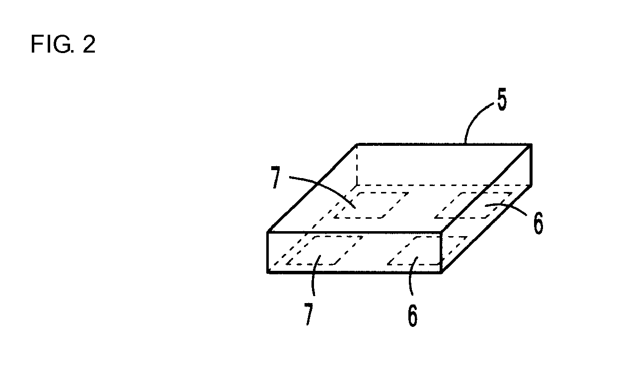 Wireless IC device and electronic device