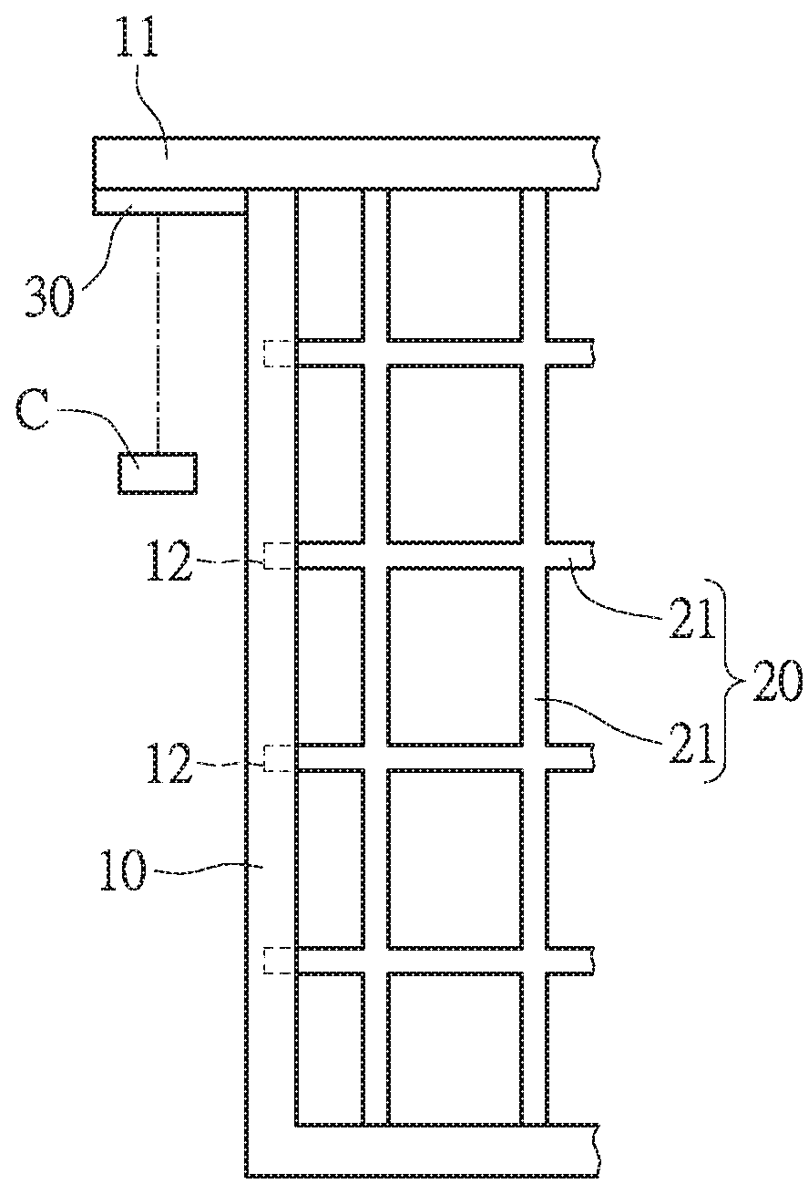 Bee-keeping equipment and temperature adjusting device thereof