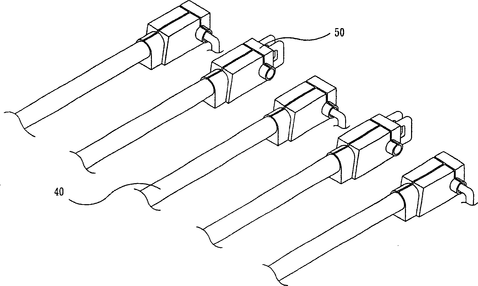 Noise reducing device used for backlight module