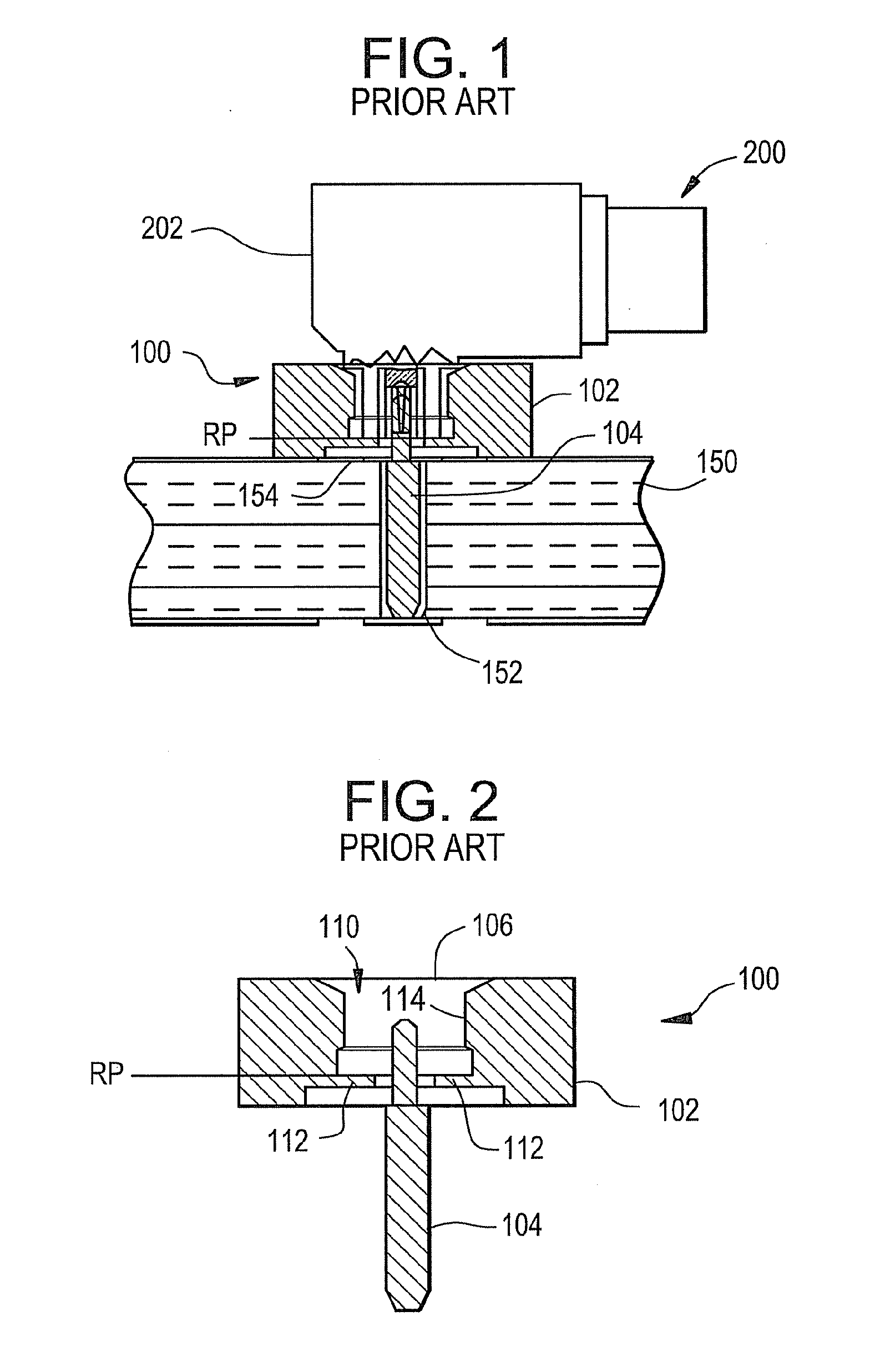 Low-profile mounted push-on connector