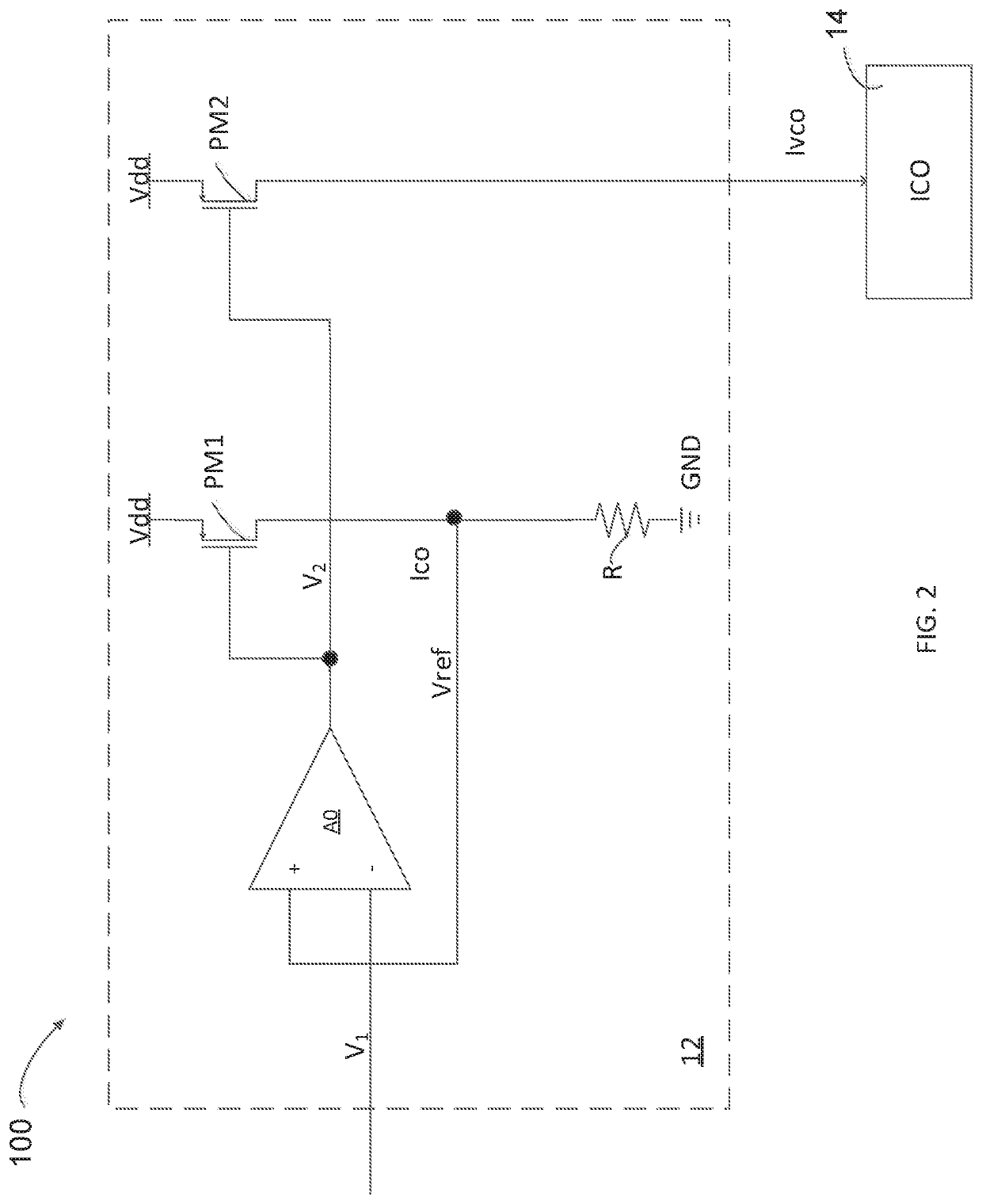 Auto-compensation for control voltage range of vco at low power supply