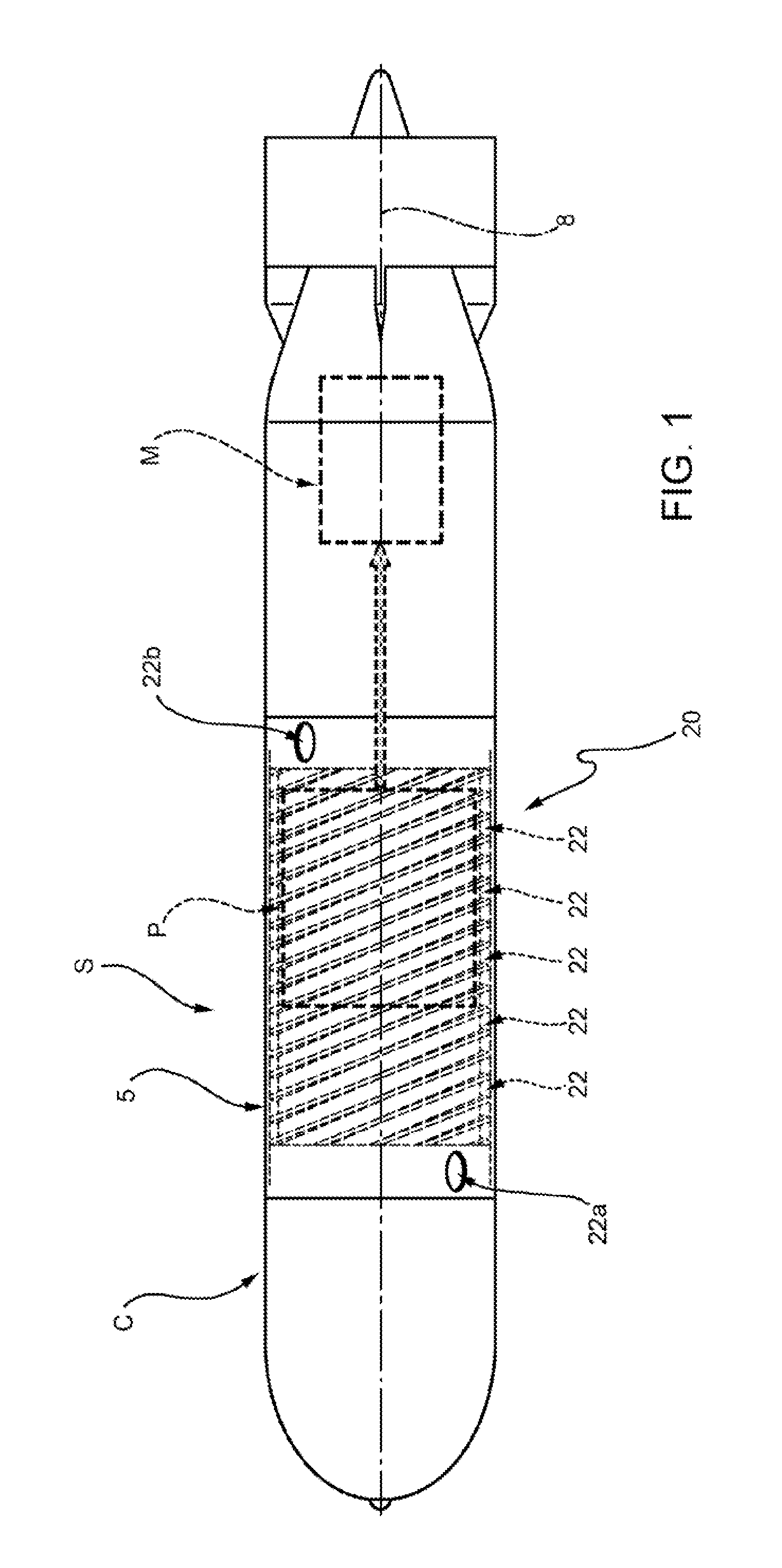 Underwater vehicle provided with heat exchanger