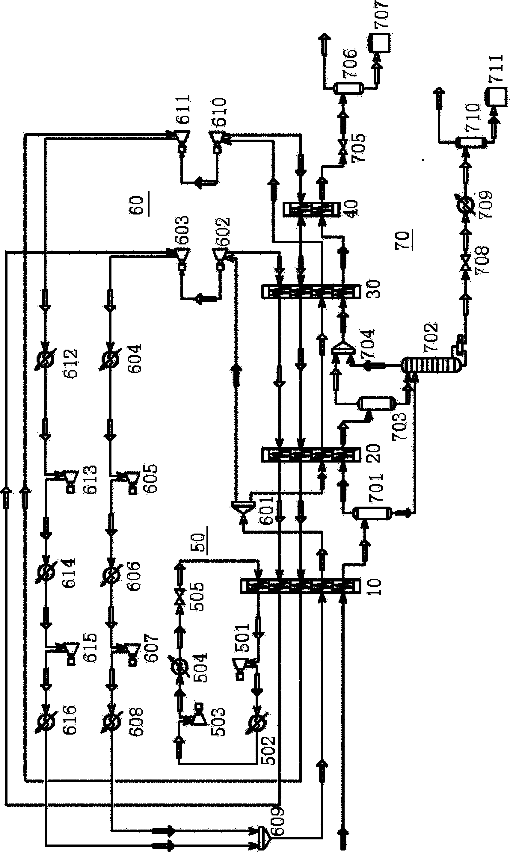Offshore natural gas liquefying method and device