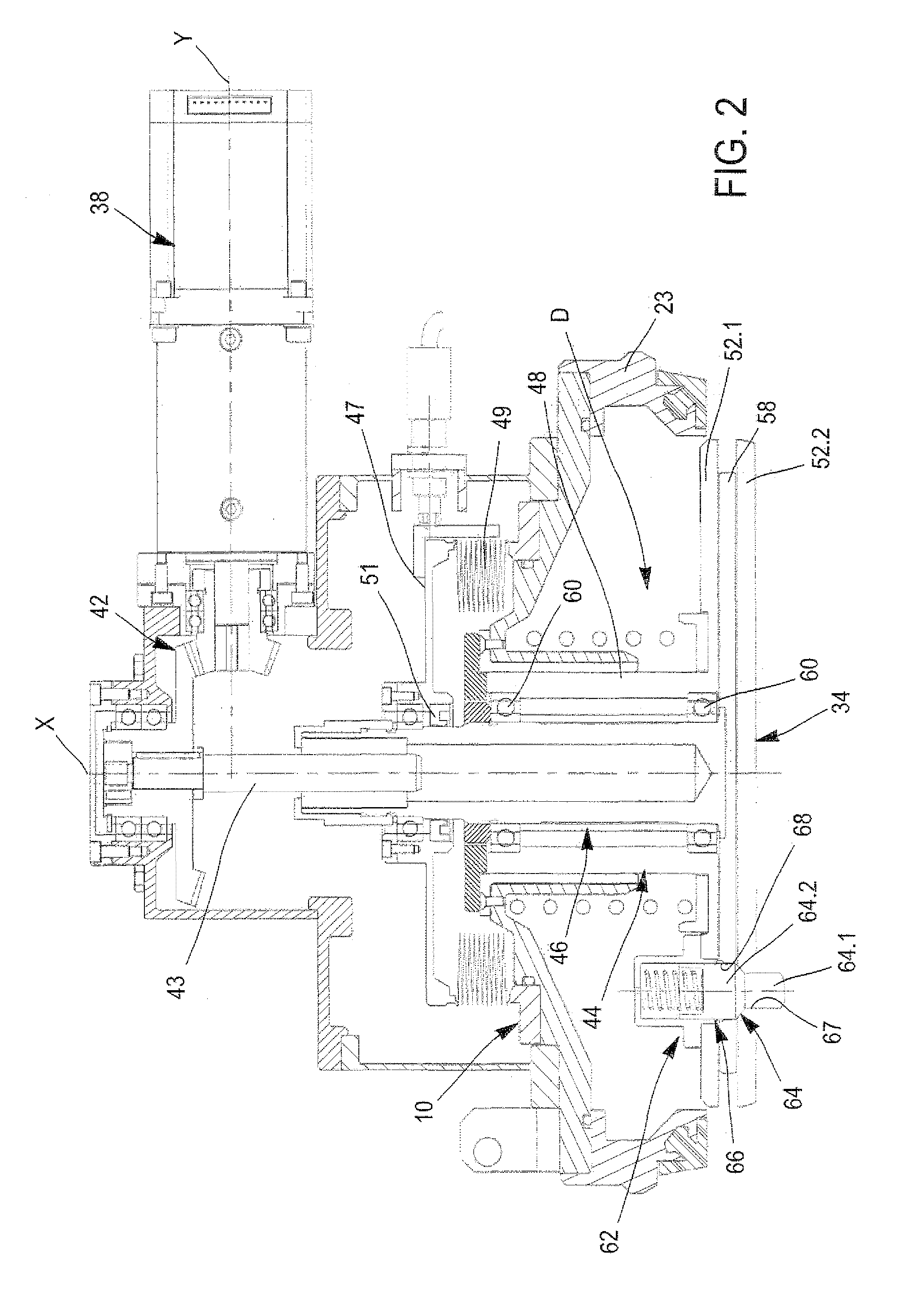 Mechanism with simplified handling for controlling a device for sealingly connecting two enclosed spaces