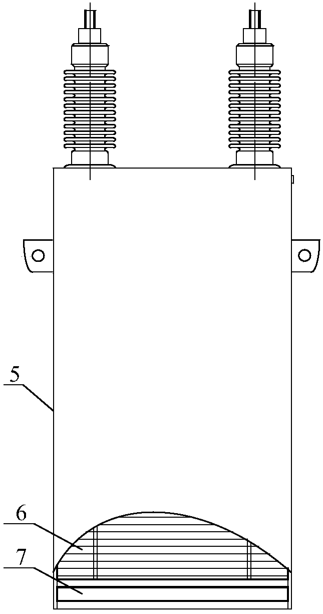 Capacitor with relatively low operation noise