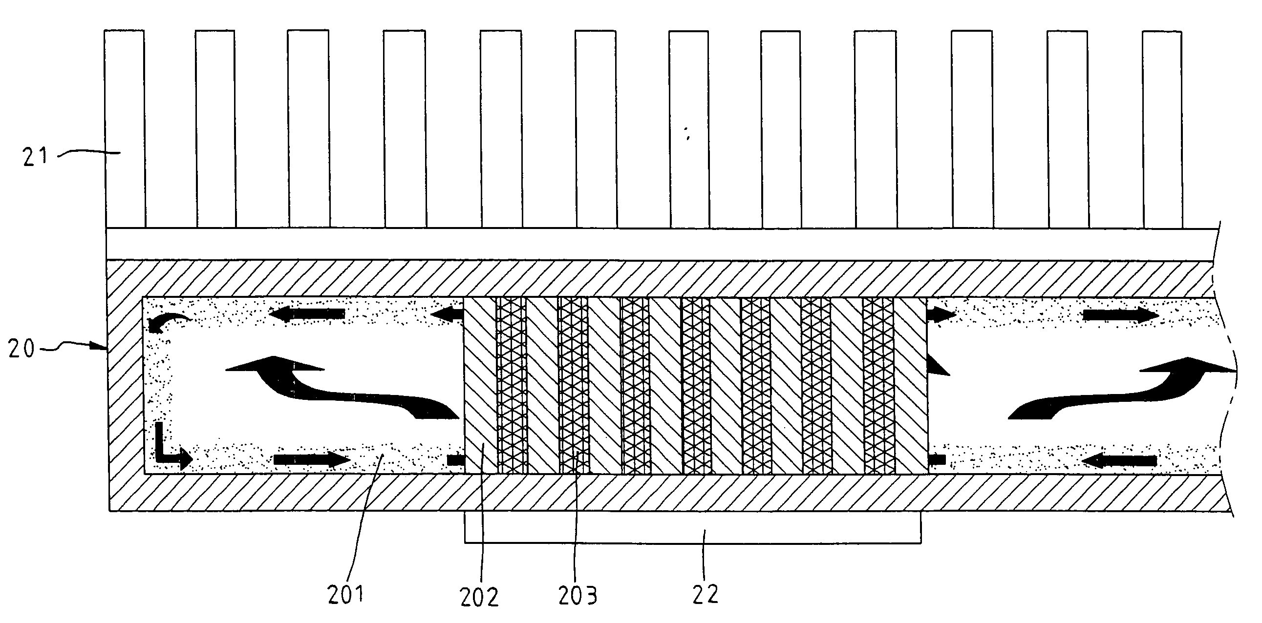 Flat heat pipe provided with means to enhance heat transfer thereof
